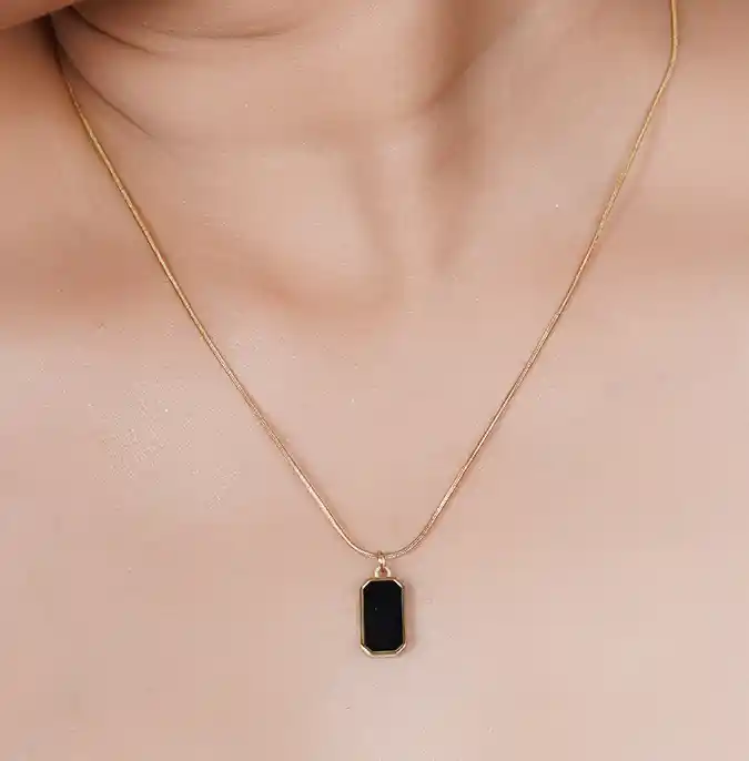 Midnight Onyx Bar Pendant